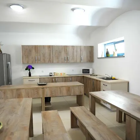 Hostel Ormoz ホテル