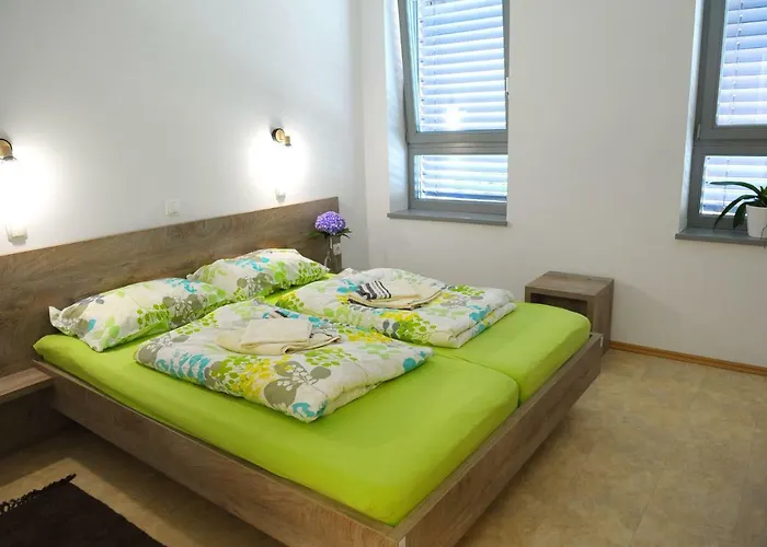 فندق Hostel Ormoz